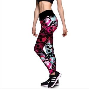 NWT Sugar Skull Leggings Sz M